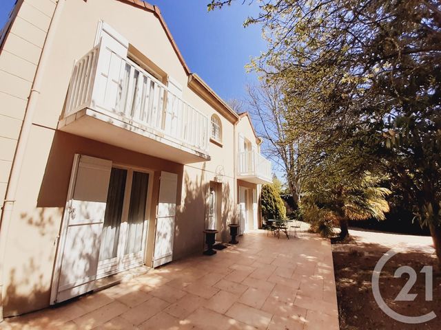 maison à vendre - 7 pièces - 220.0 m2 - RAMBOUILLET - 78 - ILE-DE-FRANCE - Century 21 L.D. Vallée De Chevreuse maison à vendre - 7 pièces - 220.0 m2 - RAMBOUILLET - 78 - ILE-DE-FRANCE - Century 21 L.D. Vallée De Chevreuse