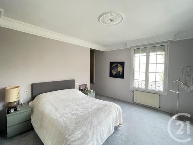 maison à vendre - 9 pièces - 232.18 m2 - ST REMY LES CHEVREUSE - 78 - ILE-DE-FRANCE - Century 21 Vallée De Chevreuse