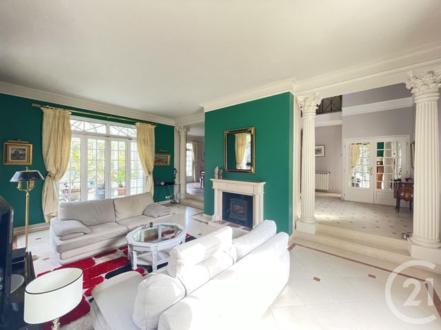 maison à vendre - 9 pièces - 232.18 m2 - ST REMY LES CHEVREUSE - 78 - ILE-DE-FRANCE - Century 21 Vallée De Chevreuse