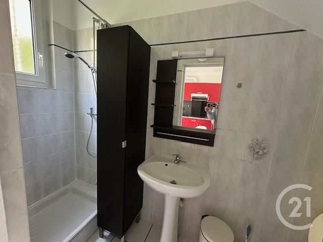 Afficher la photo en grand Appartement F1 à vendre - 1 pièce - 24.0 m2 - ST REMY LES CHEVREUSE - 78 - ILE-DE-FRANCE - Century 21 Vallée De Chevreuse