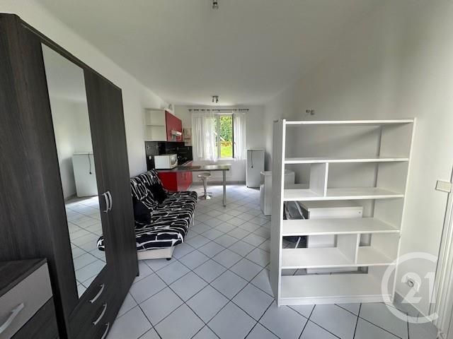 Afficher la photo en grand Appartement F1 à vendre - 1 pièce - 24.0 m2 - ST REMY LES CHEVREUSE - 78 - ILE-DE-FRANCE - Century 21 Vallée De Chevreuse